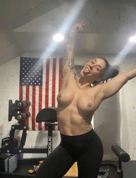 Lauren Pockevich pornstar nudes gallery