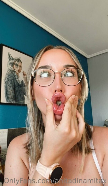 fingering pussy onlyfans art nude picture