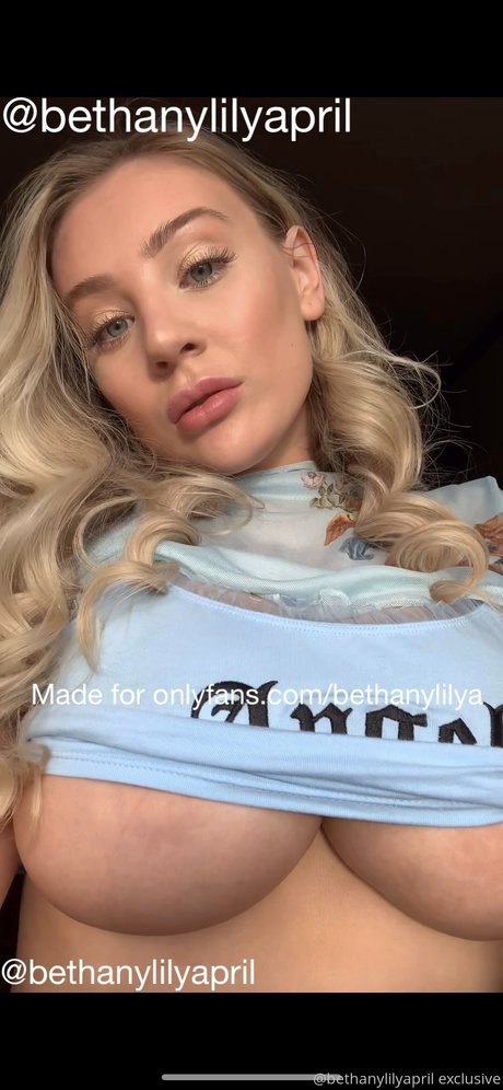 Beth Lily xxx star pictures