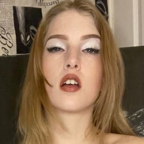 Octavia Red pornstar erotic pics