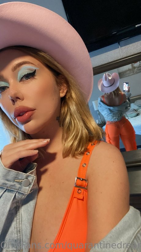 Della Dreams pornstar exclusive gallery