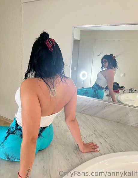 annykalif beautiful actress picture