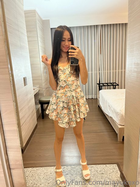 flat chested onlyfans hot gallery