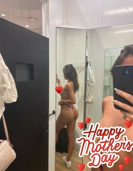 Chloepriv model xxx gallery