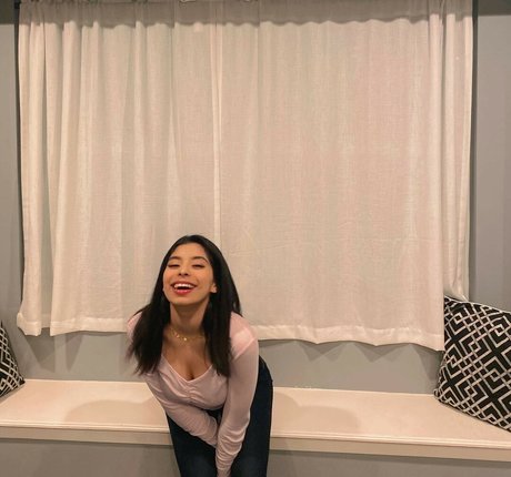 public onlyfans hot naked photo