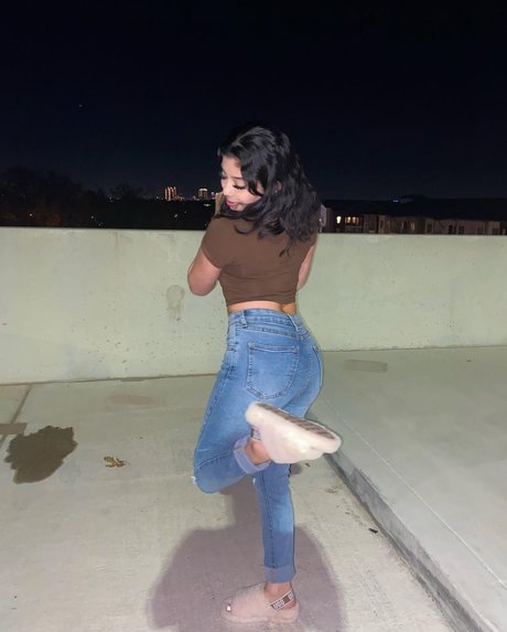 dayzevana art actress picture