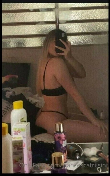 lesbian kissing onlyfans sex photo