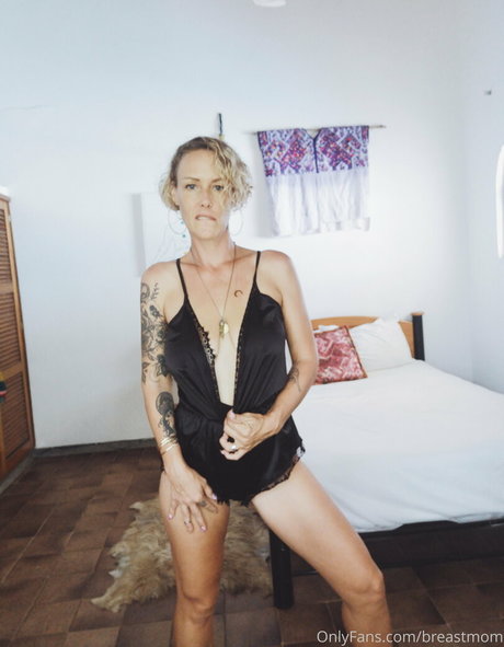 japanese blowjob onlyfans xxx pictures