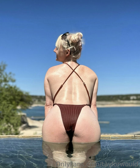 Taylorwould star picture