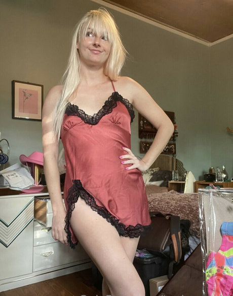 Taylorwould star naked image