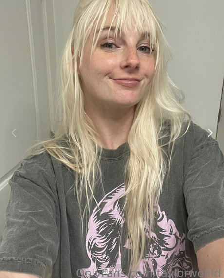 Taylorwould naked star galleries