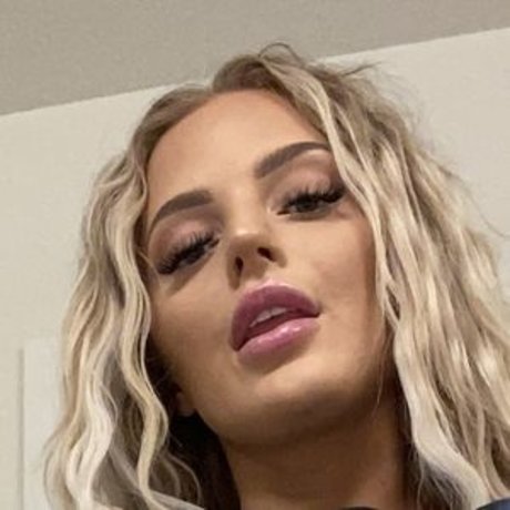 Kendra Karter model exclusive img