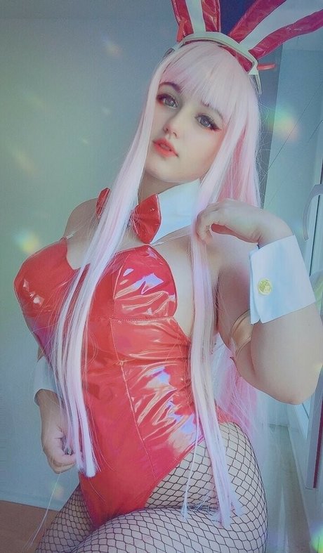 Niniitard nude model photos