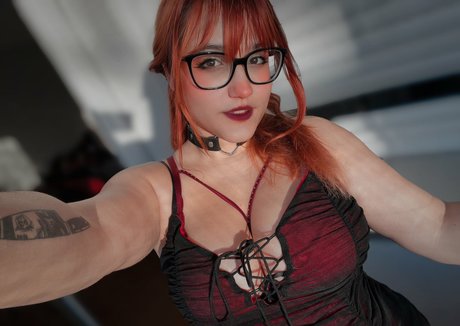 Niniitard top actress archive