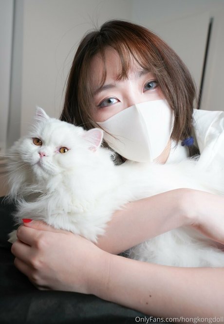 Hong Kong Doll adult model photo