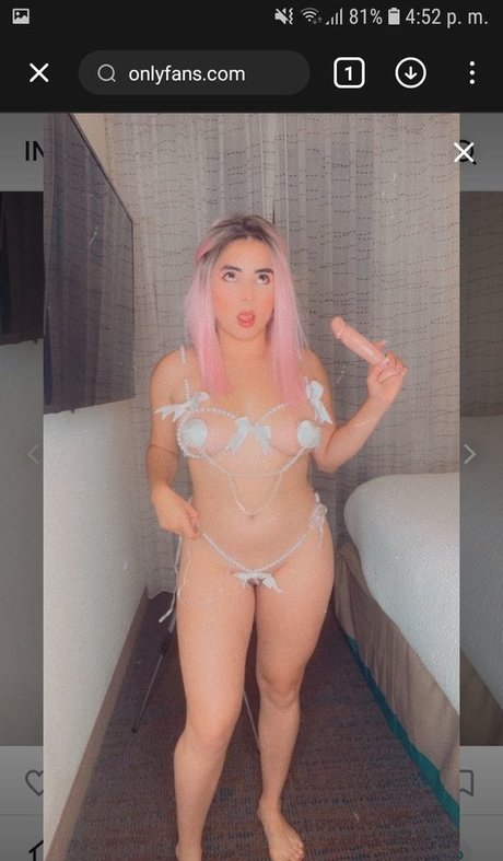 hollyoly free model pics