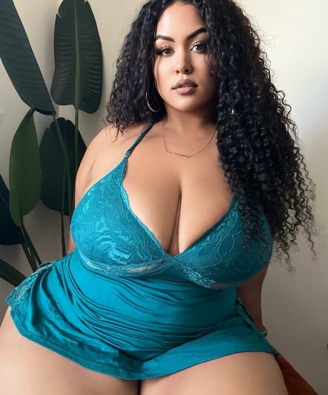 college girl onlyfans top photo