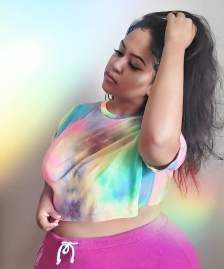 thick latina milf onlyfans free xxx photos