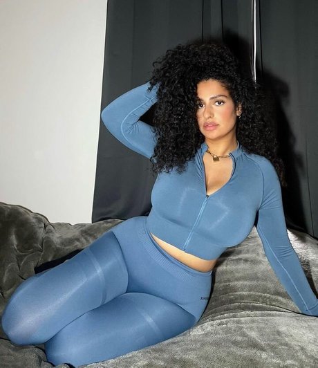 Anna Maria best star pics