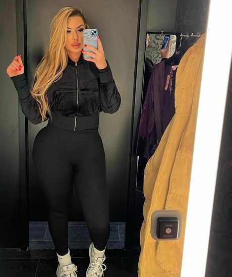 college girl onlyfans naked archive