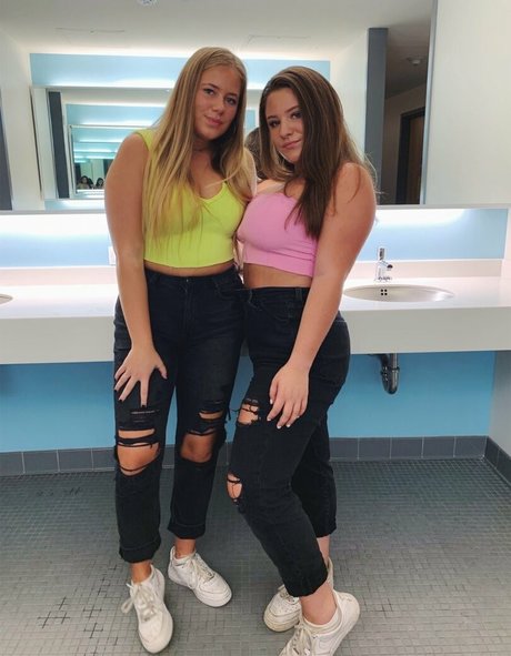 Dana S hot model archive