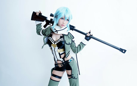 Ely Cosplay pornstar xxx img