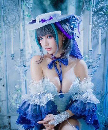 Ely Cosplay model beautiful pictures