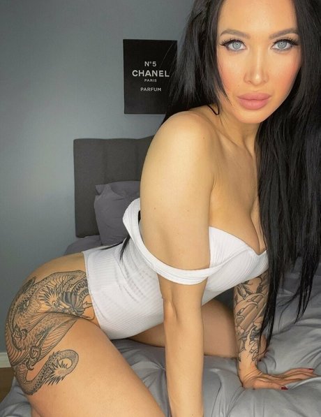 big tits mom onlyfans art naked pic