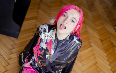 silkyskins star adult pic