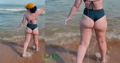 Bella Sant ASMR sex model image