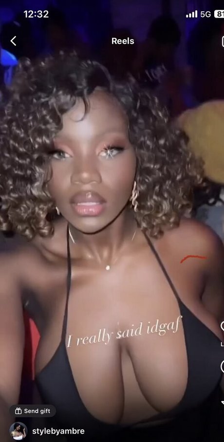 Stylebyambre IG star hot galleries