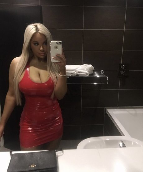 Anna Curley free star image