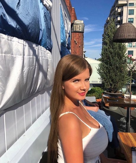 two onlyfans pretty archive