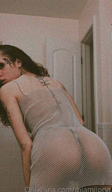 miamiiprvt pretty actress image