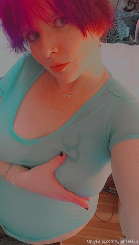 quinzel420 pornstar adult pic