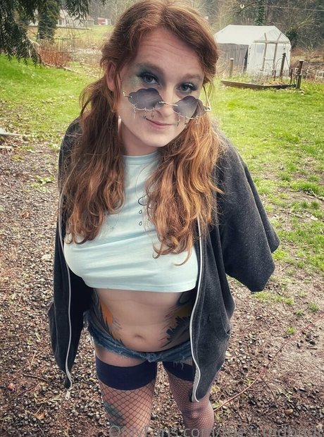 shemale fucks girl onlyfans porn archive