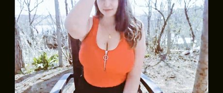 RedxXxVelvet art star img