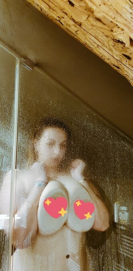 RedxXxVelvet model naked photos