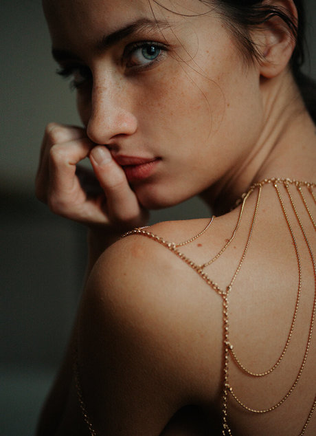 Nikolay Ivanov Photographer erotic model image