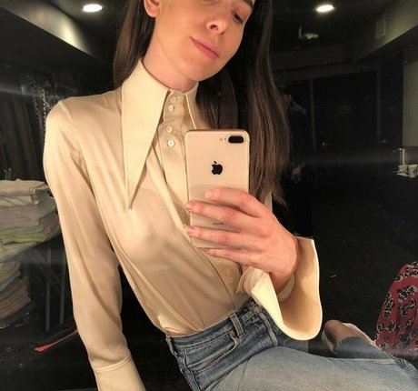 Haim Sisters star nice gallery