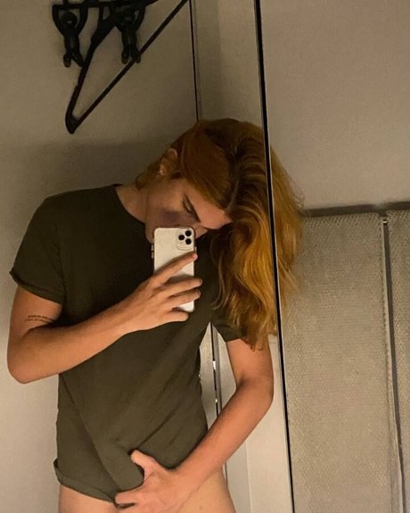 Joaoheenry naked actress galleries