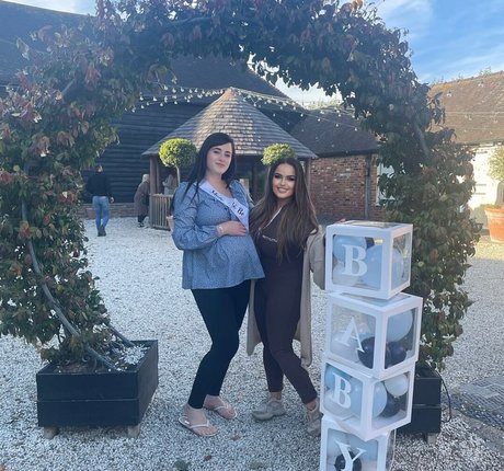 Shauni Rixon erotic model img