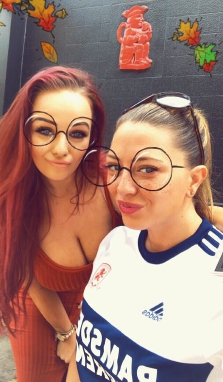 Shauni Rixon model nice img