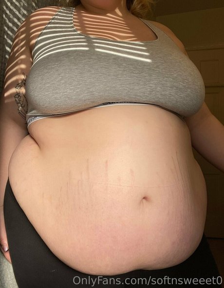 hairy legs onlyfans porn pic