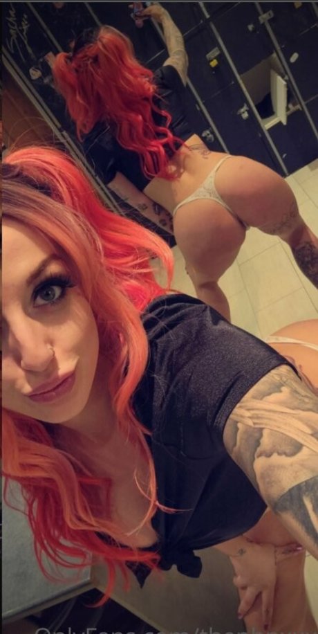 Thephnxxx hot model pictures