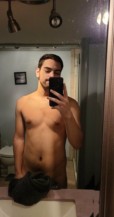 tragicgaynerd naked actress image