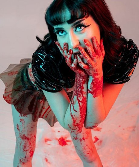 Exotiiac sexy star images