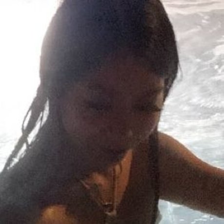 mangobbyy naked model images