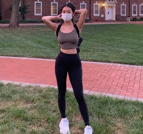 mangobbyy pornstar hd pic