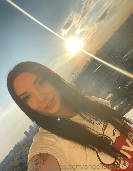 angelina crystal star picture